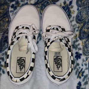 Checkered vans old Skool